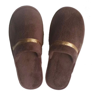 Pantuflas Personalizadas Desechables <span class=keywords><strong>de</strong></span> Terciopelo <span class=keywords><strong>de</strong></span> Coral Suave y Cómodo, Pantuflas <span class=keywords><strong>de</strong></span> Lujo para <span class=keywords><strong>Hotel</strong></span> con Cinta <span class=keywords><strong>de</strong></span> Color, Gruesas y Antideslizantes para Viaje - Product Image 2