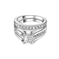 Bague de couple en acier inoxydable plaqué or 18 carats, design géométrique tendance avec incrustation de zircon taille princesse pour femme - Meilleure vente