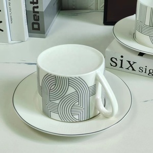 Offre Spéciale 4 pièces de luxe nordique noir et blanc piste Restaurant ensemble assiettes en porcelaine avec boîte-cadeau - Product Image 6