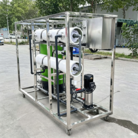 Petite ligne de production d'eau, usine de filtration par osmose inverse 2T/H, acier inoxydable 304, économie d'énergie, pour hôtel, restaurant, traitement d'eau à petite échelle