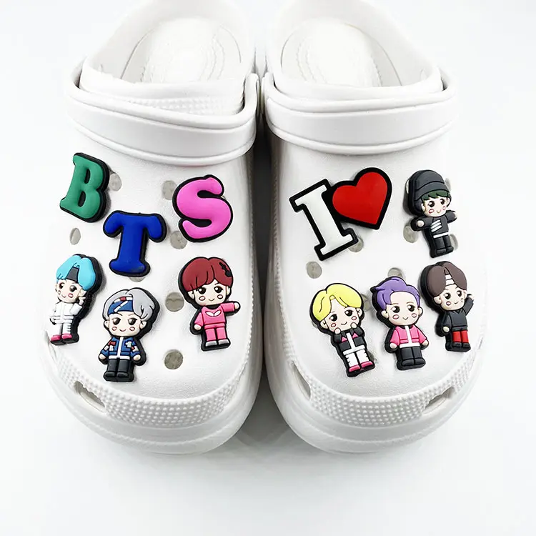 One Piece Anime Characters Crocs Shoe Charms-Anime Shoe -  Portugal