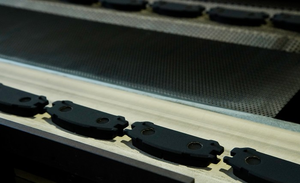 Hinteres Bremssystem Keramik-Bremsscheibe Keramik-Bremsbelag D919 für BMW 1er M 5 6 7 M3 M5 M6 X5 X6 - Product Image 6