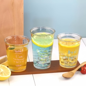 Vaso de Vidrio con Tapa Abatible y Pajita, con Frase Francesa Impresa, <span class=keywords><strong>para</strong></span> Uso Diario Informal - Product Image 1