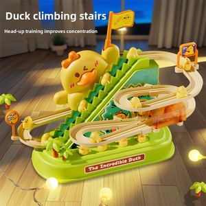 Simpatica Paperella di Plastica che Sale <span class=keywords><strong>le</strong></span> Scale, Giocattolo Educativo con Suoni e Luci a Batteria per Bambini - Product Image 4