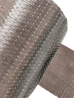 Tissu en fibre de carbone unidirectionnel robuste sans plis pour la construction de pales d'éoliennes, de capots et de structures en toile de cisaillement