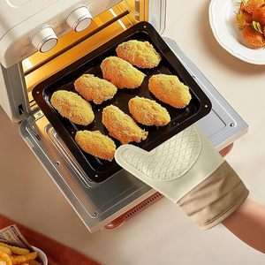 Ensemble de maniques de cuisine en silicone imprimées, résistantes à la chaleur, pour la cuisson, la pâtisserie et la grillade - Product Image 3