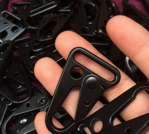 Đen Ngoài Trời Olecranon Kim Loại Móc Khóa Clasp Công Cụ EDC Gear Đi Bộ Carabiner Chiến Thuật - Product Image 5