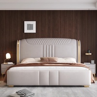 Ensemble Mobilier Moderne de Luxe Italien pour Suite Parentale avec Lit Double en Cuir