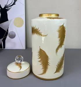 Bianco e oro nuovo stile semplice moderno fatto a mano di lusso vasi in ceramica decorazione della casa con immagine piuma d'oro