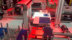 Máquina de Encolado y Encordado de Celdas Solares EL CCD, Máquina para Fabricar Paneles Solares, Proyecto de Productos Solares de Bajo Costo - Product Image 3