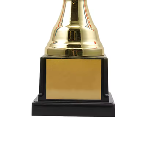 Coupe de trophée en métal à vente chaude d'usine, grande coupe de trophée de compétition sportive mondiale dorée, couronne personnalisée, trophée de récompense de haute qualité - Product Image 5