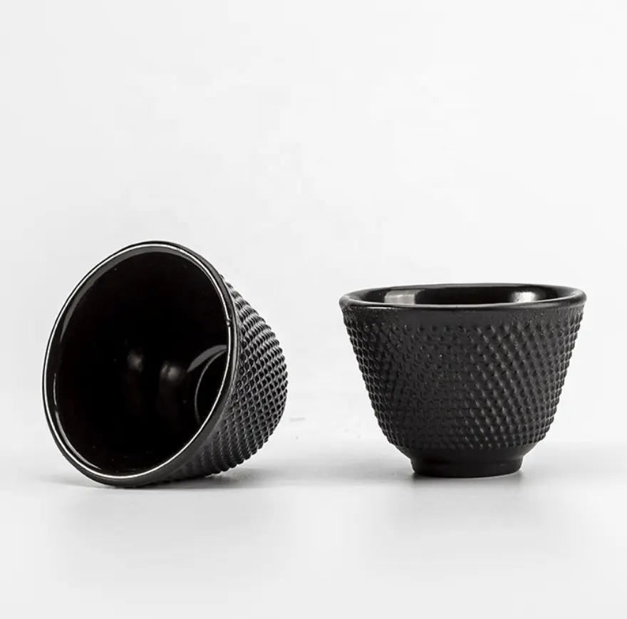 卸売30ml 50ml 100ml黒の小さな斑点パターン鋳鉄カップ茶鉢セットソースホルダー