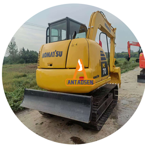Miniexcavadora Komatsu PC70 usada, excavadora hidráulica de orugas de 7 toneladas, componentes de núcleo de segunda mano originales de Japón, motor de bomba - Product Image 1