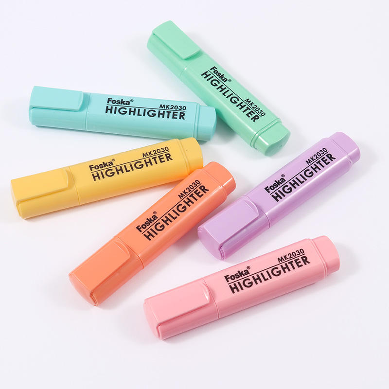 Violet, bleu, vert, rose, jaune, bleu