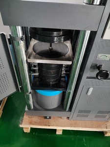 Máquina de Ensayo de Compresión Semiautomática EN ASTM 2000KN CE para Bloques de Hormigón, Cubos y Cilindros - Product Image 4
