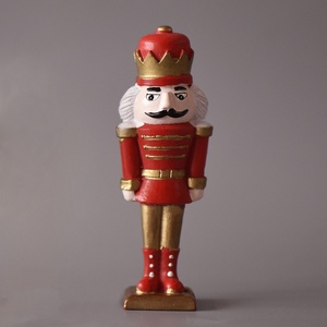 Soldado Cascanueces Pintado Moderno, Miniaturas de Resina, Adorno Creativo para Escritorio, Decoración Navideña Perfecta para Niños - Product Image 3