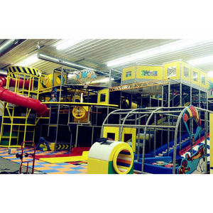 Aire de jeux intérieure haut de gamme pour la gymnastique avec trampoline, mur d'escalade souple, zone de saut et tyrolienne - Product Image 2
