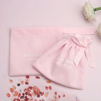 Sacs-cadeaux en velours rose avec cordons Logo personnalisé imprimé pochettes à bijoux en velours pour faveurs de mariage sac de bonbons de Noël faveur de fête