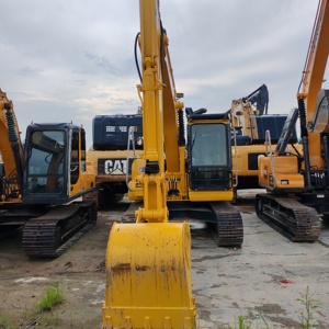Excavadora hidráulica Komatsu PC130-8 de segunda mano de origen japonés, excavadora Komatsu de 13 toneladas PC130-7, PC130-8 en stock disponible. - Product Image 3