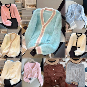 <span class=keywords><strong>Cardigan</strong></span> Invernale da <span class=keywords><strong>Donna</strong></span> alla Moda con Bottoni, <span class=keywords><strong>Giacca</strong></span> Lavorata a Maglia Spessa con Collo Finto e Maniche Lunghe a Lanterna - Product Image 6