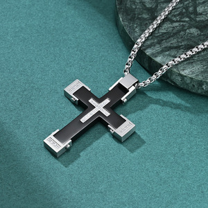 Nouveau collier croix électrique américain en cinq pièces, pendentifs personnalisés punk pour couple homme et femme, accessoires - Product Image 4