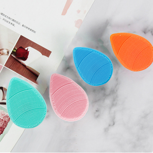 Brosse de lavage du visage en silicone, matériau éponge pour le nettoyage des pores, brosse de massage, ventouse, exfoliation manuelle pour l'élimination des points noirs, vente en gros - Product Image 2