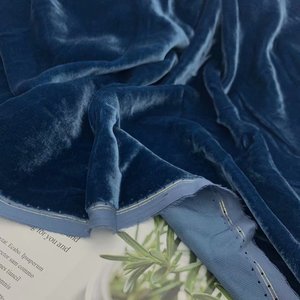 Tessuto in Velluto di <span class=keywords><strong>Seta</strong></span> e Rayon Blu Rosso Giallo Bianco 18,8% <span class=keywords><strong>Seta</strong></span> 81,2% Viscosa con Molteplici Colori - Product Image 3