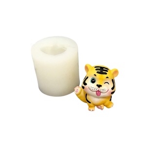 Animal Tiger Cake Molds 4 Pieces Ice Cube Butter Hot Pot Mold For Cake Pudding Scented Candles - Product Image 5
