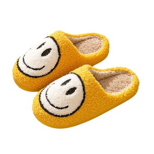 Offre Spéciale maison sourire visage pantoufles pour femmes hommes doux floue pantoufles Couple femmes hiver maison chambre en peluche pantoufles - Product Image 4