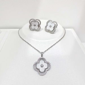 Conjunto de joyería de moda chapado en oro con collar y pendientes de plata 925 con diseño de flor y gema, estilo trébol clásico, para fiesta - Product Image 4