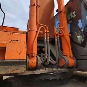 Pelle hydraulique sur chenilles HitachiZX450 d'occasion 2024 Modèle 45 tonnes Moteur moteur inclus 90% NOUVELLE condition pour - Product Image 2