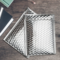 Sac d'expédition composite écologique et durable en polybulle à trois couches pour l'emballage de bijoux, montres et lunettes