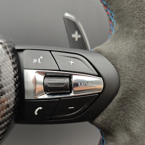 Volante in Pelle Scamosciata Stile CS con Finiture in Carbonio per <span class=keywords><strong>BMW</strong></span> F01F07 F10 <span class=keywords><strong>F20</strong></span> F22 <span class=keywords><strong>F30</strong></span> F31 F32 F35 M5 F87 M3 F80 M4 F82 F90 X5 F15 F16 - Product Image 2