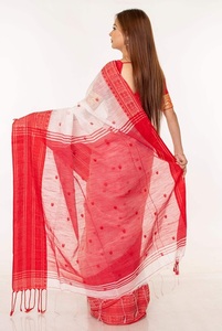 Sari de Seda Tradicional Premium con Bordado Dorado Intrincado, Elegante Vestimenta Étnica India para Bodas, Fiestas y Eventos Culturales - Product Image 3