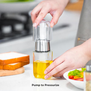Nuova cucina quadrato in vetro trasparente aceto <span class=keywords><strong>olio</strong></span> d'oliva pompa spruzzatore bottiglia <span class=keywords><strong>olio</strong></span> da cucina Mister dispenser <span class=keywords><strong>per</strong></span> barbecue - Product Image 3