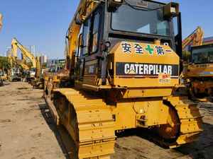 Bulldozer CAT D6 d'occasion, excellent état, modèle 2024, origine Japon, composant moteur essentiel, type chenillé, prix réduit, 6000 kg, garantie 1 an - Product Image 3