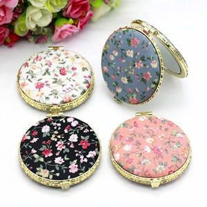 Mini maquillaje compacto bolsillo Floral espejo portátil de dos lados plegable maquillaje espejo mujeres Vintage cosméticos espejos para regalo - Product Image 1