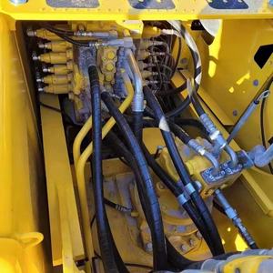 Excavadora diésel hidráulica Komatsu, original, usada, excelentes condiciones de trabajo, precio competitivo, incluye motor - Product Image 6