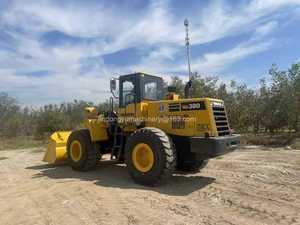 Buscando una Cargadora Confiable? Pruebe la Cargadora de Ruedas Usada Komatsu WA380-3 de Japón en Excelentes Condiciones - Product Image 2