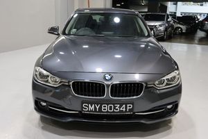 Sedán de Lujo Barato, BMW Serie 3 en Venta, Diseño Elegante, Sistema de Frenado Avanzado, Alta Seguridad, Selección de Autos Usados, Oferta Global - Product Image 3