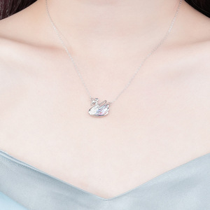 Collier avec pendentif en argent Sterling S925, opale Aurora, bijoux esthétiques élégants, cadeau pour jeunes femmes et adolescentes - Product Image 2