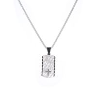 Collier pendentif personnalisé de style militaire rétro à clous croisés pour hommes
