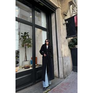 Manteau long en laine d'alpaga noir, fermeture simple boutonnage, ceinture, doublure en lin - Manteau chaud d'hiver rembourré en cachemire, motif en fourrure de mouton - Product Image 6