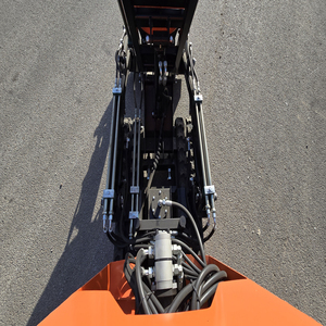 Mixer Beton Crawler Buatan China Mudah Digunakan Satu Orang Dapat Melakukan Pekerjaan Pemuatan, Pencampuran, Pengangkutan, dan Pembongkaran - Product Image 3