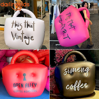 Accessoires publicitaires gonflables personnalisés en forme de sac à main – Présentoirs marketing de marque pour le commerce de détail, les cafés, les événements éphémères