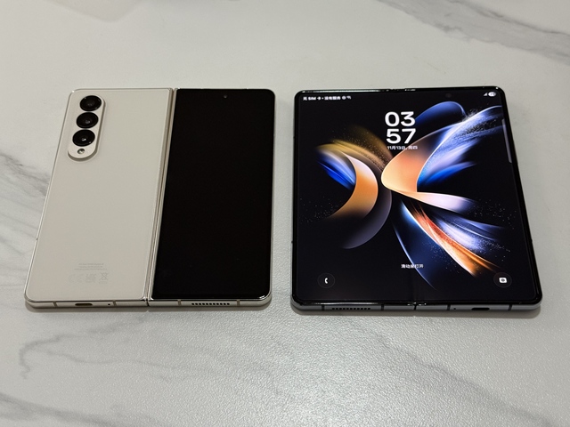 Unlockedd Wholesale Fold4 256GB Flip3 4 5 6 CH Version Unlocked Cheap Price Galax Z Fold2 3 6 Fold5 4