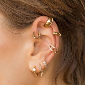 Fashion <b>Clip</b>-on Earrings Geometric Circular <b>Ring</b> 18K Gold Plated Zinc Alloy Cuff Earrings For Women Without Pierced Ears - Product Image 1