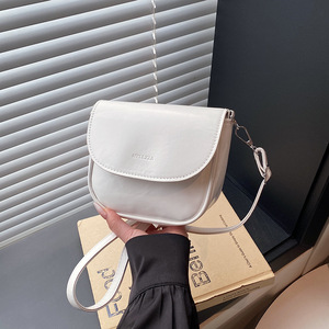 Bolsa Transversal Vermelha Versátil para Mulheres, Moda Coreana, Bolsa Pequena de Ombro, Nova Coleção 2026 - Product Image 2