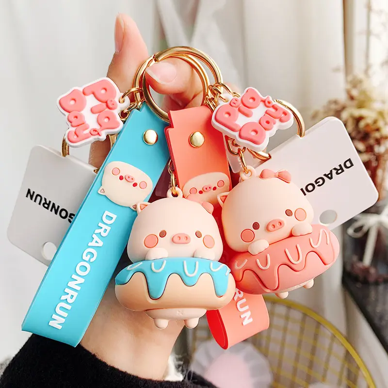 Porte-clés de dessin animé mignon cochon petit mensonge créatif mignon pendentif de voiture de dessin animé autorisé bande dessinée tendance portable en silicone