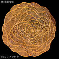 Set de 6 sets de table ronds multicolores Set de 6 sets de table ronds en O creux Set de 6 sets de table en forme de fleur creuse Set de table en vinyle pressé